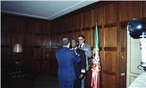 Condecoração do almirante Louis A. William, segundo-comandante do CINCIBERLANT (Comando em Chefe do Atlântico Ibérico).