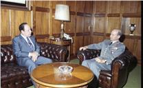 Visita de cortesia do Embaixador de Itália ao chefe do Estado maior General das Forças Armadas (CEMGFA), general Soares Carneiro.
