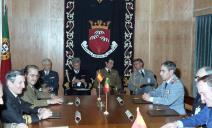 Reunião militar entre Portugal e Espanha com a presença do GEN Loureiro dos Santos.