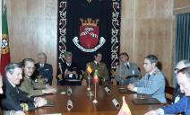 Reunião militar entre Portugal e Espanha com a presença do general Loureiro dos Santos.