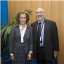 Fotografia - Manuela Ferreira Leite e Joseph Stiglitz na Conferência do Estoril