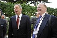 Fotografia - Tony Blair e Robert Hunter na Conferência do Estoril