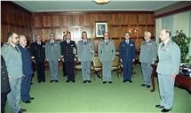 Condecoração pelo CEMGFA do GEN Espírito Santo ALM Pascoal, BGEN Correia Leal e COR Madeira.