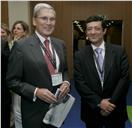 Fotografia - Belmiro de Azevedo e Carlos Zorrinho na Conferência do Estoril