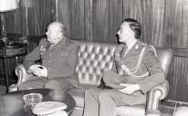 Visita do comandante das Forças Terrestres Aliadas, general Giorgio Donati, ao chefe do Estado Maior General das Forças Armadas (CEMGFA) interino, almirante Sousa Leitão