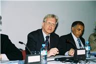 Fotografia -  Ingmar Ström na Sessão de abertura no seminário regional "Societe Civil, Droits de l'Homme et Democratie" (Sociedade Civil, Direitos do Homem e Democracia) do EuroMeSCo 