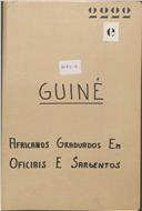 Africanos graduados em oficiais e sargentos na Guiné.