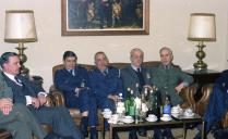 Convívio de oficiais generais no Estado Maior General das Forças Armadas (EMGFA), com a presença do VCEMGFA, general Altino de Magalhães e do almirante Ramos Rocha, entre outros.