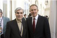 Fotografia - Seyed Hosseib Adeli e Tony Blair na Conferência do Estoril