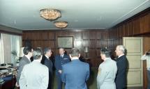 Visita do ministro da Defesa Nacional, Leonardo Ribeiro de Almeida, e do secretário de Estado da Defesa Nacional, Figueiredo Lopes, ao chefe do Estado maior General das Forças Armadas (CEMGFA), Lemos Ferreira. 
